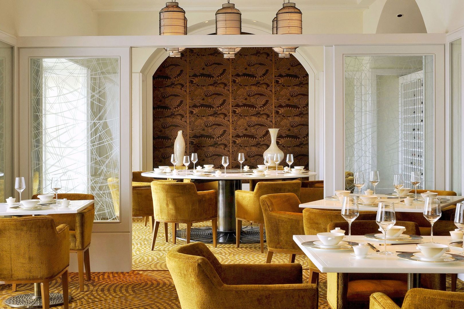 taj-mahal-palace-hotel-mumbai-india-review