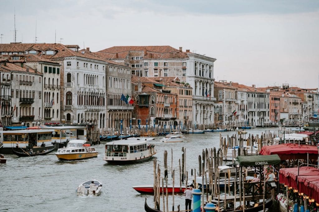Wide view of Venice buildings and boats 