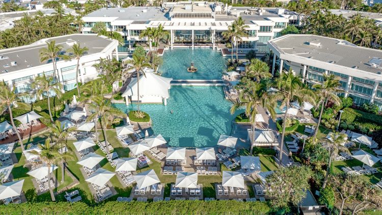 Fakher Hotel 4: Sheraton Grand Mirage sur la côte de l'or