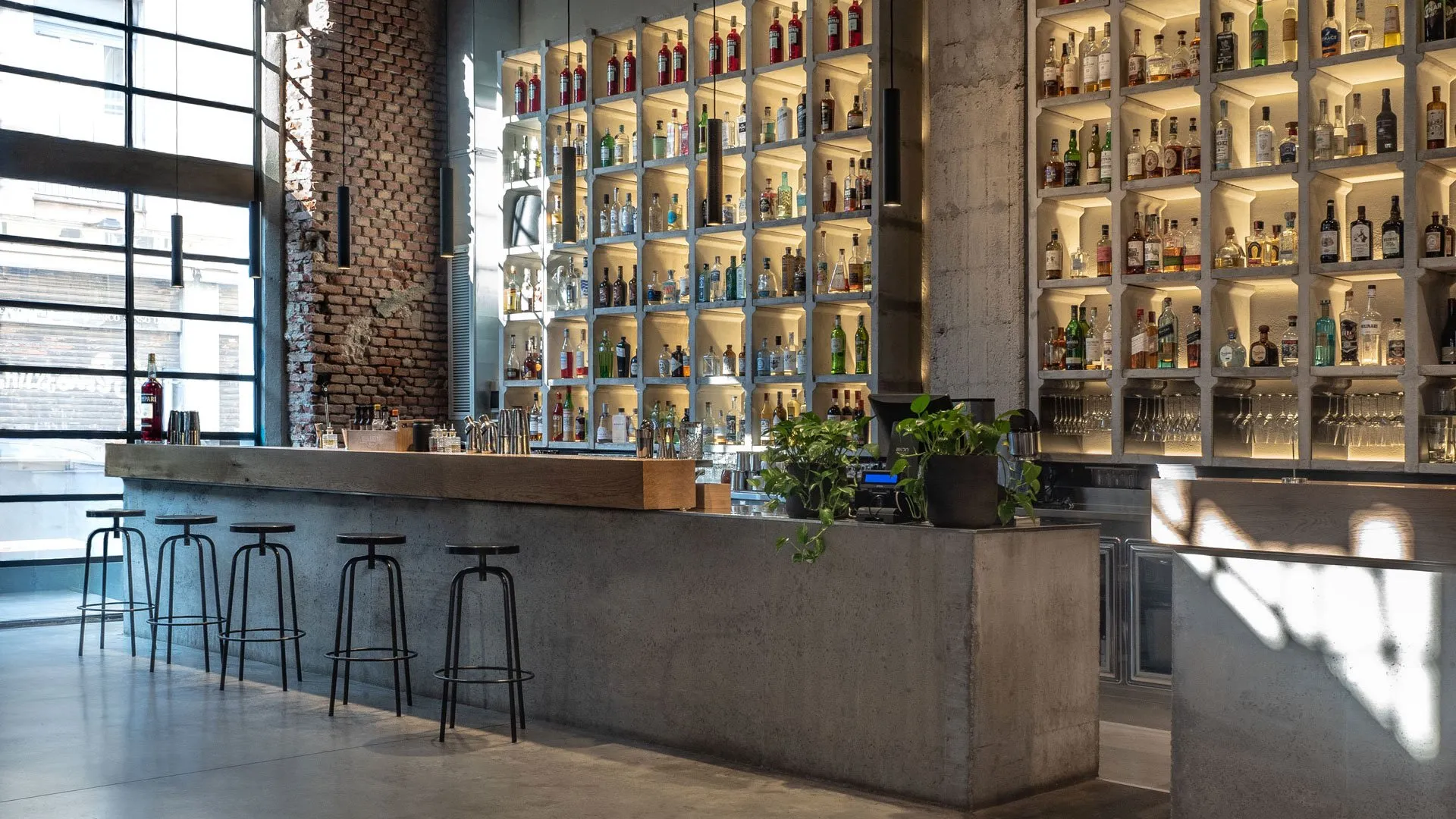 Mobius Milan L'un des meilleurs restaurants de Milano Milano https://mobiusmilano.it/cocktail-bar/