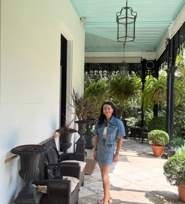 IONA, BAZ LUHRMANN’S FORMER HOME 💫Recently sold for $37.5 million, located in Darlinghurst. All of his old furniture and artefacts are being auctioned this week. Absolutely glorious. 💫#darlinghurst #luhrmann