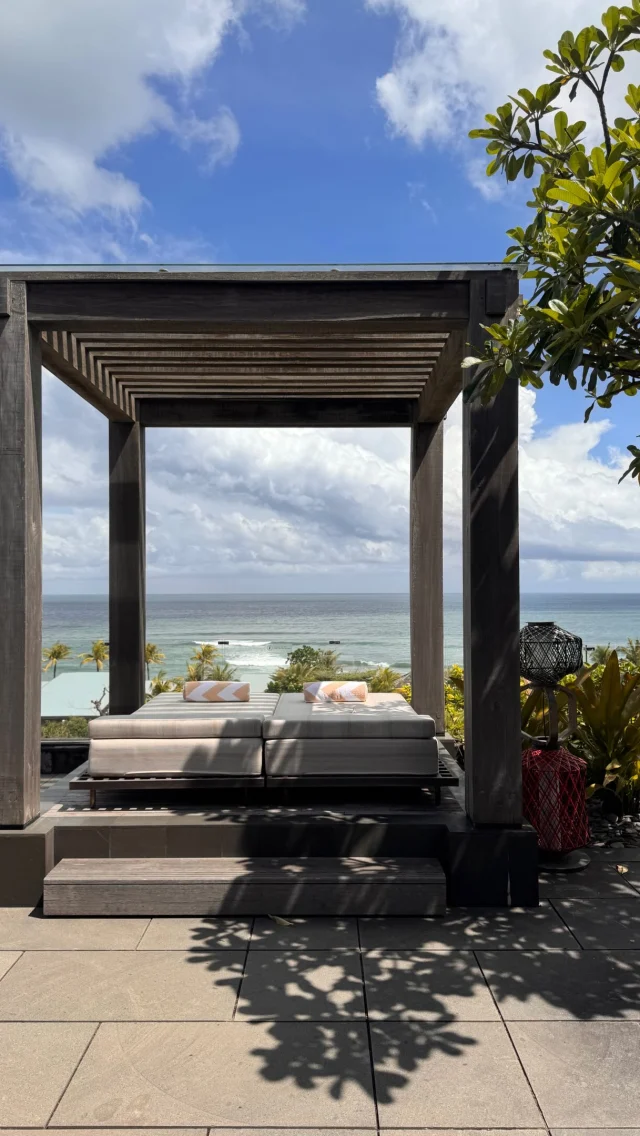 REGENT BALI CANGGU 💫🥂Everyone in Bali is talking about this incredible new five star hotel that feels like a piece of Europe right here in Canggu. It is sensational. 🌴#regentbalicanggu #luxuryhotelsbali #fivestarbali